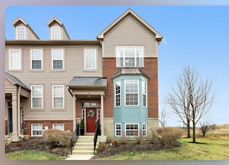 81 Thomas Ct, Grayslake, IL 60030