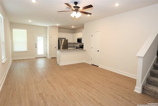 10310 Lynwood Village Unit 101, San Antonio, TX 78245