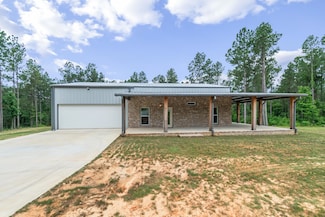 270 Ray Harvey Rd, Seminary, MS 39479