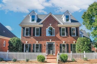 18 Checkerberry Square, Greensboro, NC 27455