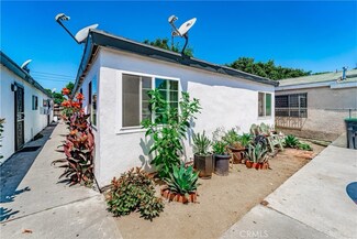 402 N Susan St, Santa Ana, CA 92703