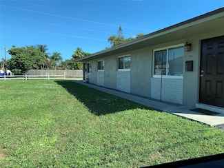 706 N 56th Ave, Hollywood, FL 33021