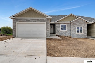 4925 Spire St, Lincoln, NE 68516