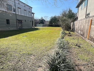 6626 Brompton Rd, Houston, TX 77005