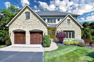 738 Spring Hill Ln, Cincinnati, OH 45226