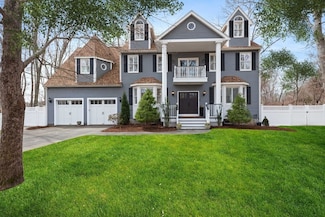 135 York St, Canton, MA 02021
