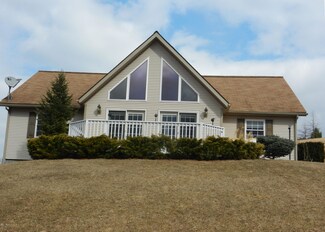 277 Kinley Dr, Cogan Station, PA 17728