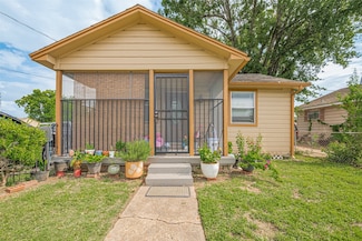 7512 Amarillo St, Houston, TX 77020