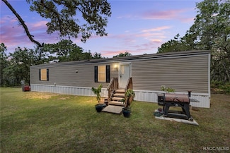 9088 S Berkshire Ave, Inverness, FL 34452