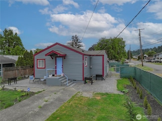 300 3rd Ave S, Algona, WA 98001
