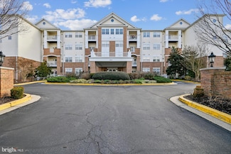 2605 Chapel Lake Dr Unit 212, Gambrills, MD 21054