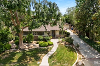 2532 Cedar St, Bakersfield, CA 93301