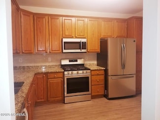 339 Saint Andrews Place, Manalapan, NJ 07726