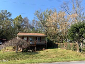2014 King Springs Rd, Johnson City, TN 37601