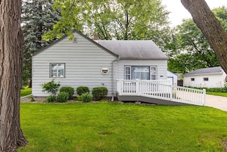2114 N Richmond St, Appleton, WI 54911