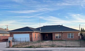430 Cottonwood Dr, Alamogordo, NM 88310