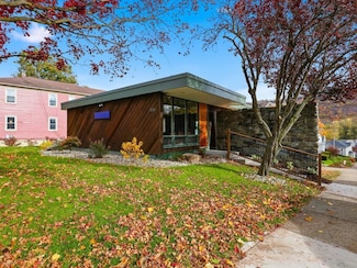 204 York Ave, Towanda, PA 18848