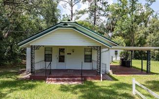 215 Meadow St SE, Live Oak, FL 32064