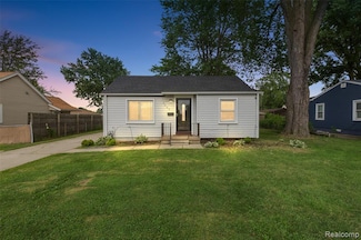 5869 Marvin St, Taylor, MI 48180