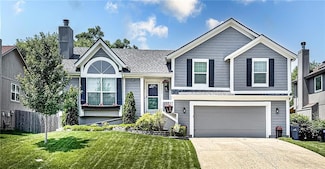 15550 S Kenwood St, Olathe, KS 66062