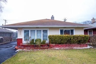 9906 S California Ave, Evergreen Park, IL 60805