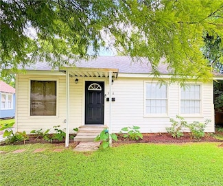 906 16th St, Lake Charles, LA 70601