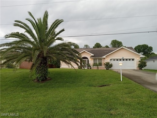 833 Sentinela Blvd, Lehigh Acres, FL 33974