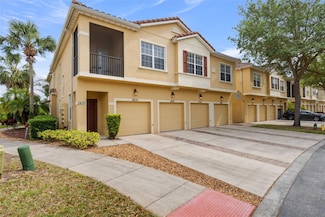 2835 Oakwater Dr Unit 173, Kissimmee, FL 34747