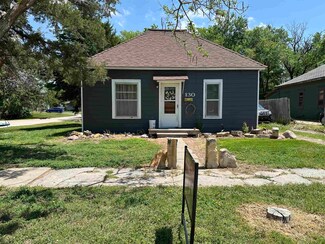 130 N 4th St, Osborne, KS 67473