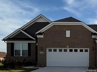 42760 Arbor Dr, Clinton Township, MI 48038