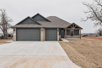 2005 Greys Harbor Rd, Blanchard, OK 73010