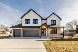 9645 S 78th Ct, Oak Lawn, IL 60457