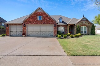 229 Sagebrush Dr, Bartlesville, OK 74006