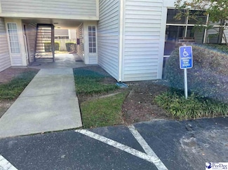 701 Coventry Ln, Florence, SC 29501