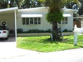 5108 Court St, Zephyrhills, FL 33542