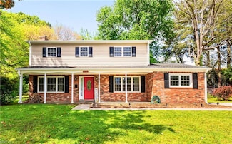78 Kendall Dr, Newport News, VA 23601