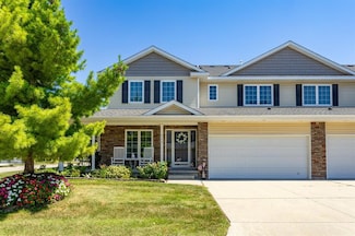 2749 NW 155th St, Clive, IA 50325