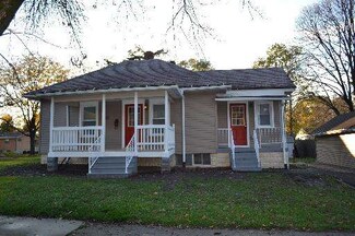 302 N Elmwood Dr, Aurora, IL 60506