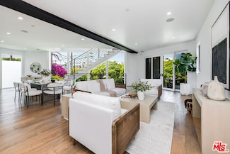 126 Thornton Place, Venice, CA 90291