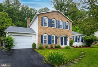 10236 Tamarack Dr, Vienna, VA 22182