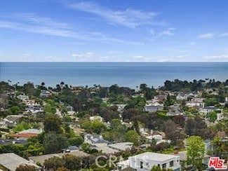 16531 Las Casas Place, Pacific Palisades, CA 90272