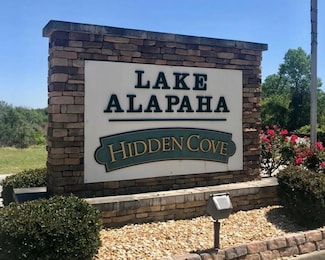 5994 Lake Shore Dr, Naylor, GA
