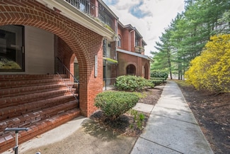 8 Longmeadow Dr Unit 14, Rowley, MA 01969