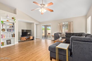 2017 N 103rd Dr, Avondale, AZ 85392
