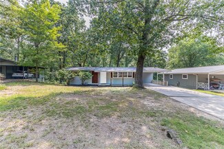 5 Evesham Ln, Bella Vista, AR 72714