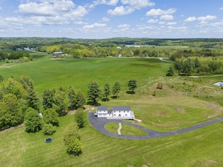 37 Trolly Farm Way, Falmouth, ME 04105
