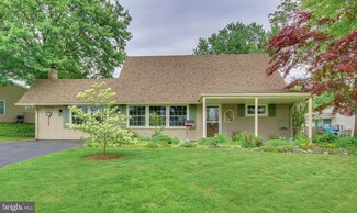 49 Cobalt Ridge Dr S, Levittown, PA 19057