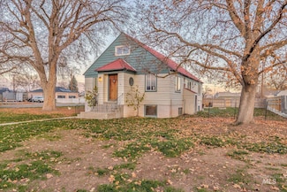 612 SW 3rd St, Ontario, OR 97914