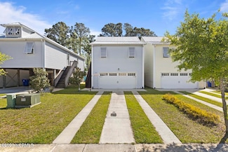 123 James Ave, Surf City, NC 28445