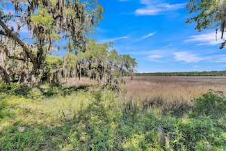 15183 Bennetts Point Rd, Green Pond, SC 29446